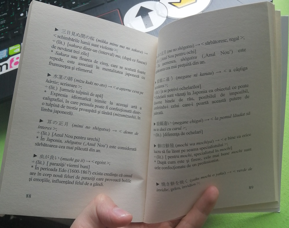 Hitori sumo o Toru carte de expresii idiomatice japoneze de Rodica Frentiu